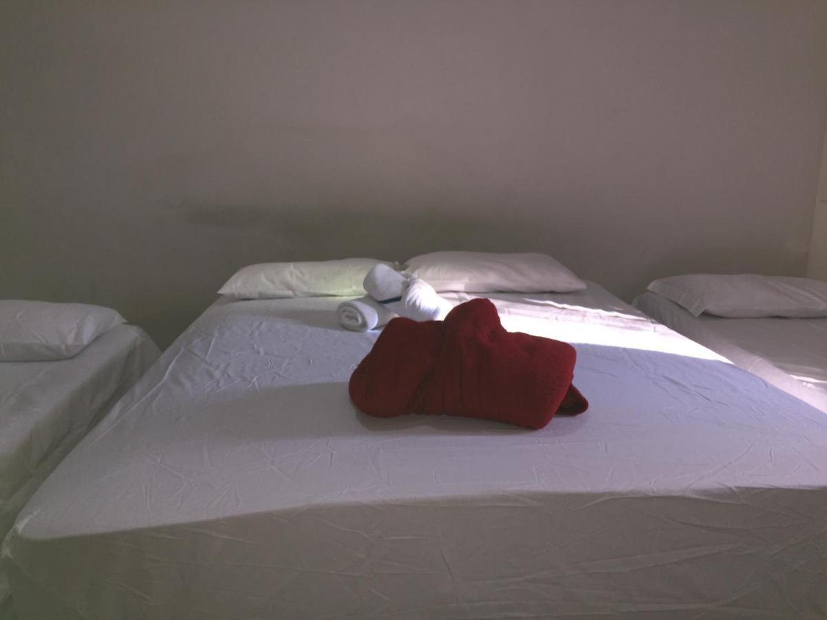Hostel Assis ดิวิโนโปลิส ภายนอก รูปภาพ